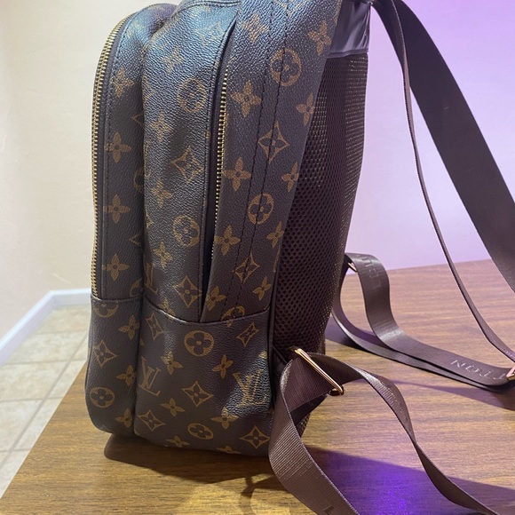 Louis Vuitton Monogram Meduim - Picture 3 of 4